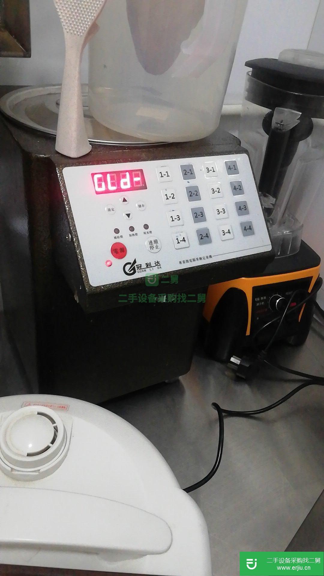 出售二手的九成新的制冰機，果糖機，價不高