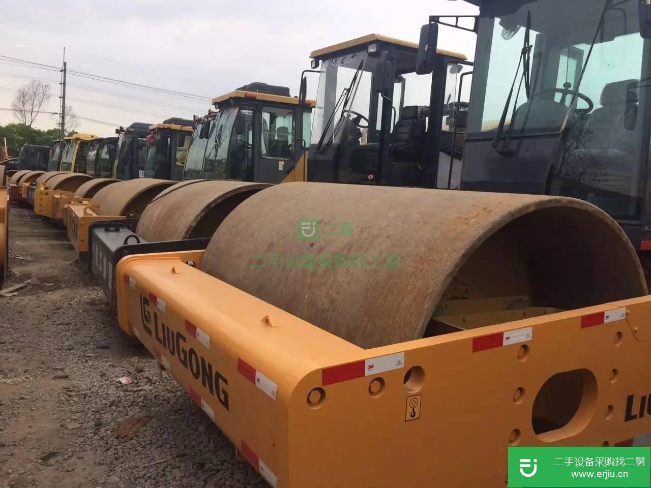 二手壓路機(jī),價(jià)格,市場(chǎng),徐工222噸26噸壓路機(jī)轉(zhuǎn)讓