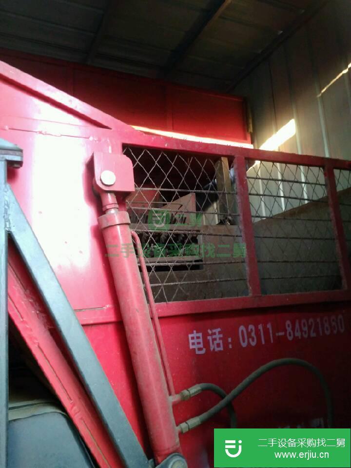 益農牌莖穗兼收玉米收割機