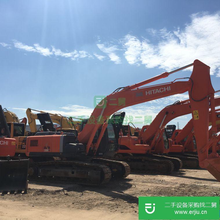 轉(zhuǎn)讓:二手挖掘機(jī)小松卡特沃爾沃200，220挖掘機(jī)