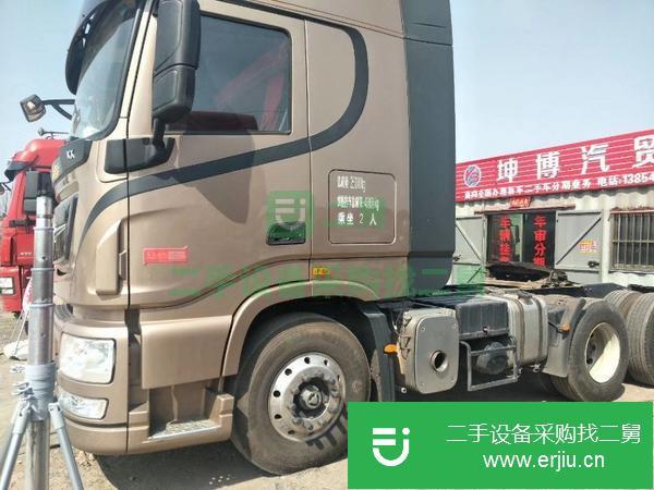 轉(zhuǎn)讓東風(fēng)天龍雙驅(qū)輕體420馬力國五牽引車