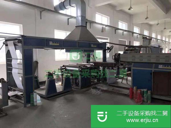 轉(zhuǎn)讓處理科達(dá)1米淋膜機(jī),單螺桿、雙模頭,成色自己看,另有插邊機(jī)一臺
