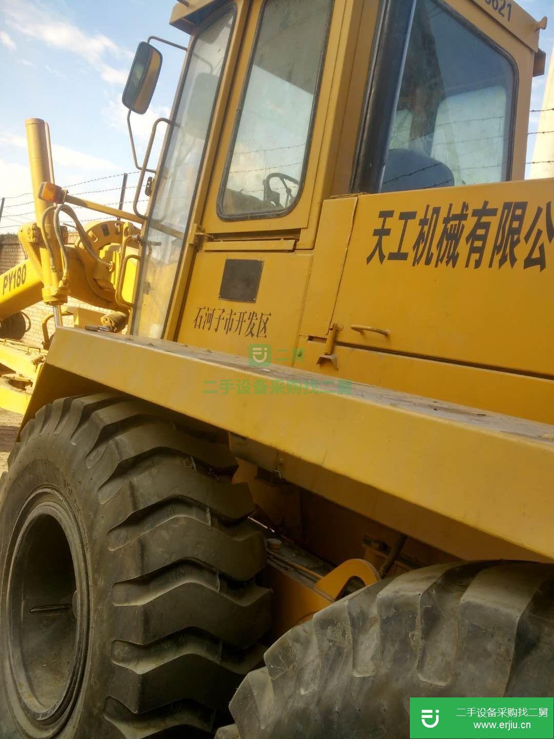 二手的天工180平地機轉讓