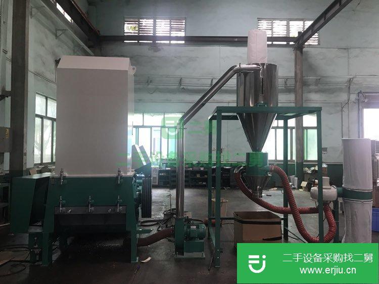 二手的破碎機(jī)，撕碎機(jī)清洗線