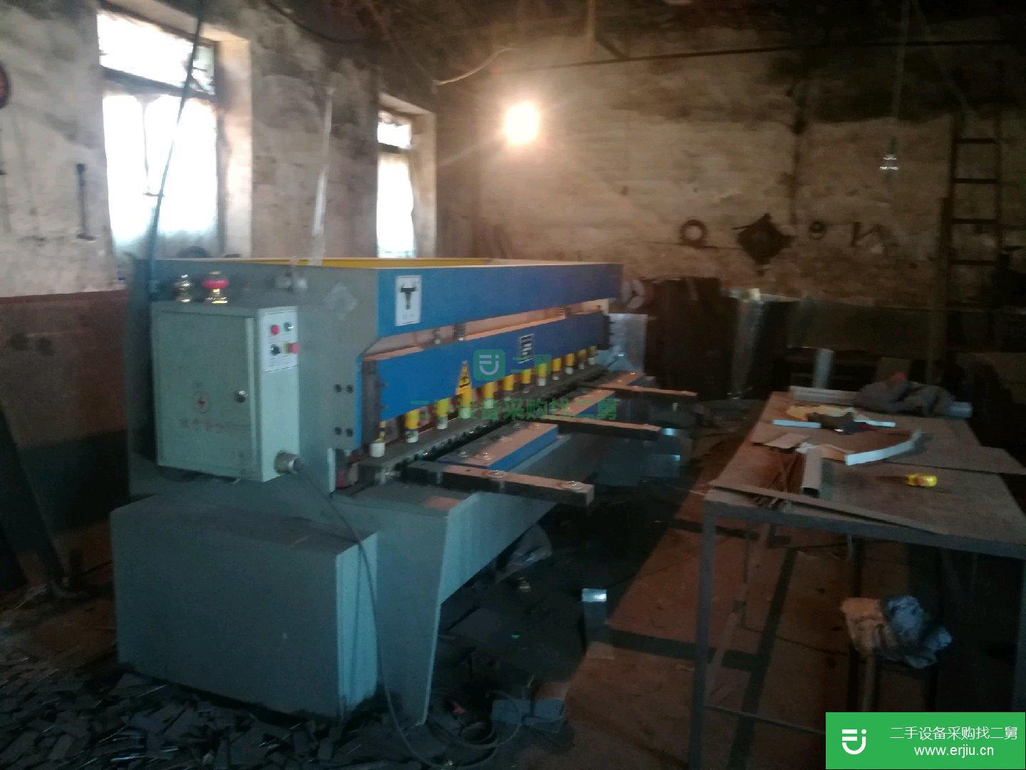 低價出售9層新擺式剪板機