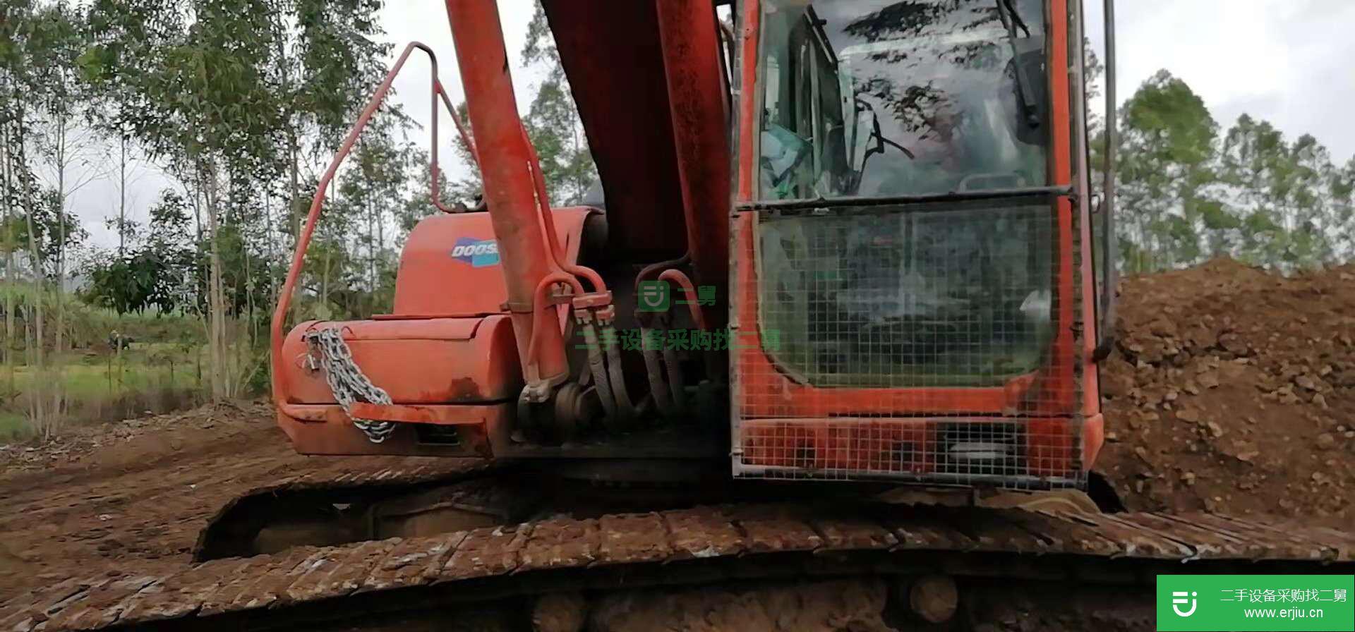 出售二手的九成新的13年斗山300-7挖機