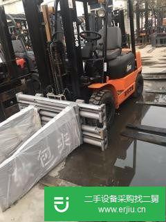 轉讓二手包夾叉車,廢紙夾抱機,紙卷圓包夾叉車