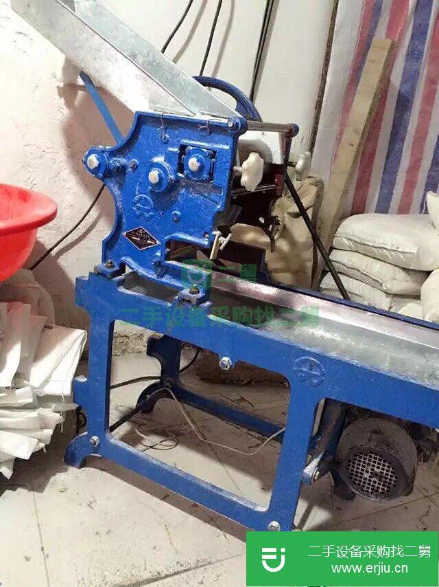 9999成新餃子皮機(jī)壓面機(jī)