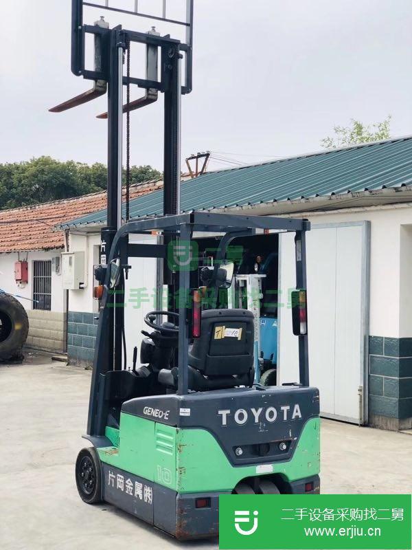 二手豐田進口電動叉車,三支點進口電瓶叉車出售