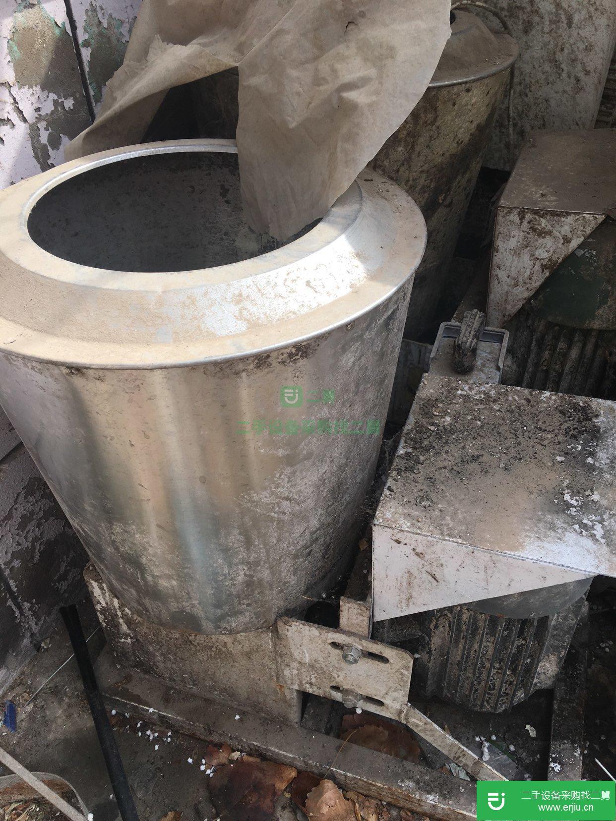 出售二手的面條機 和面機7成新