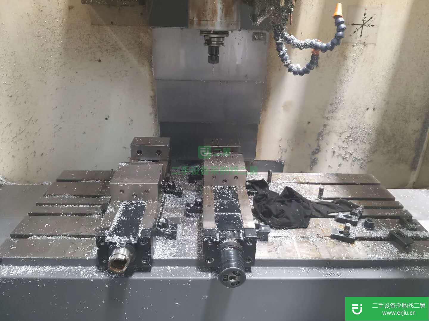 出售臺灣鐵王V1055L加工中心三軸線軌