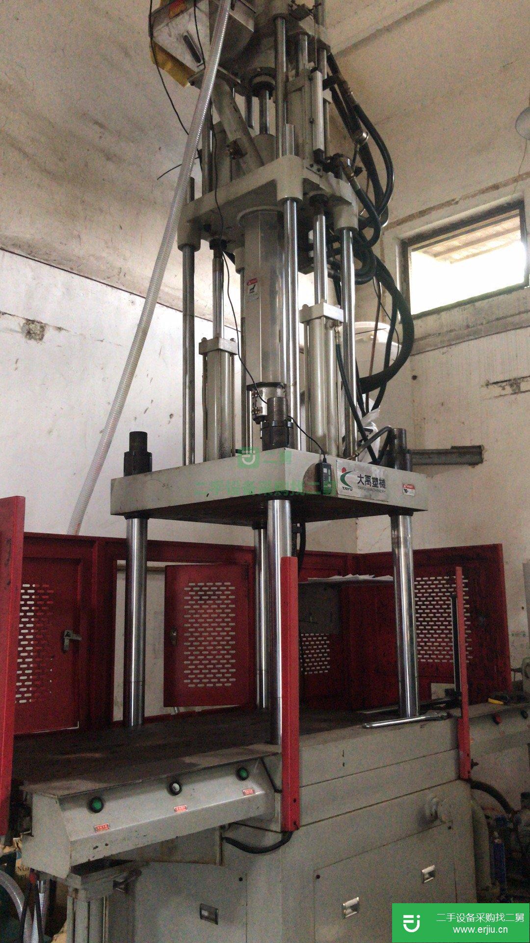大禹160噸雙滑板 立式注塑機
