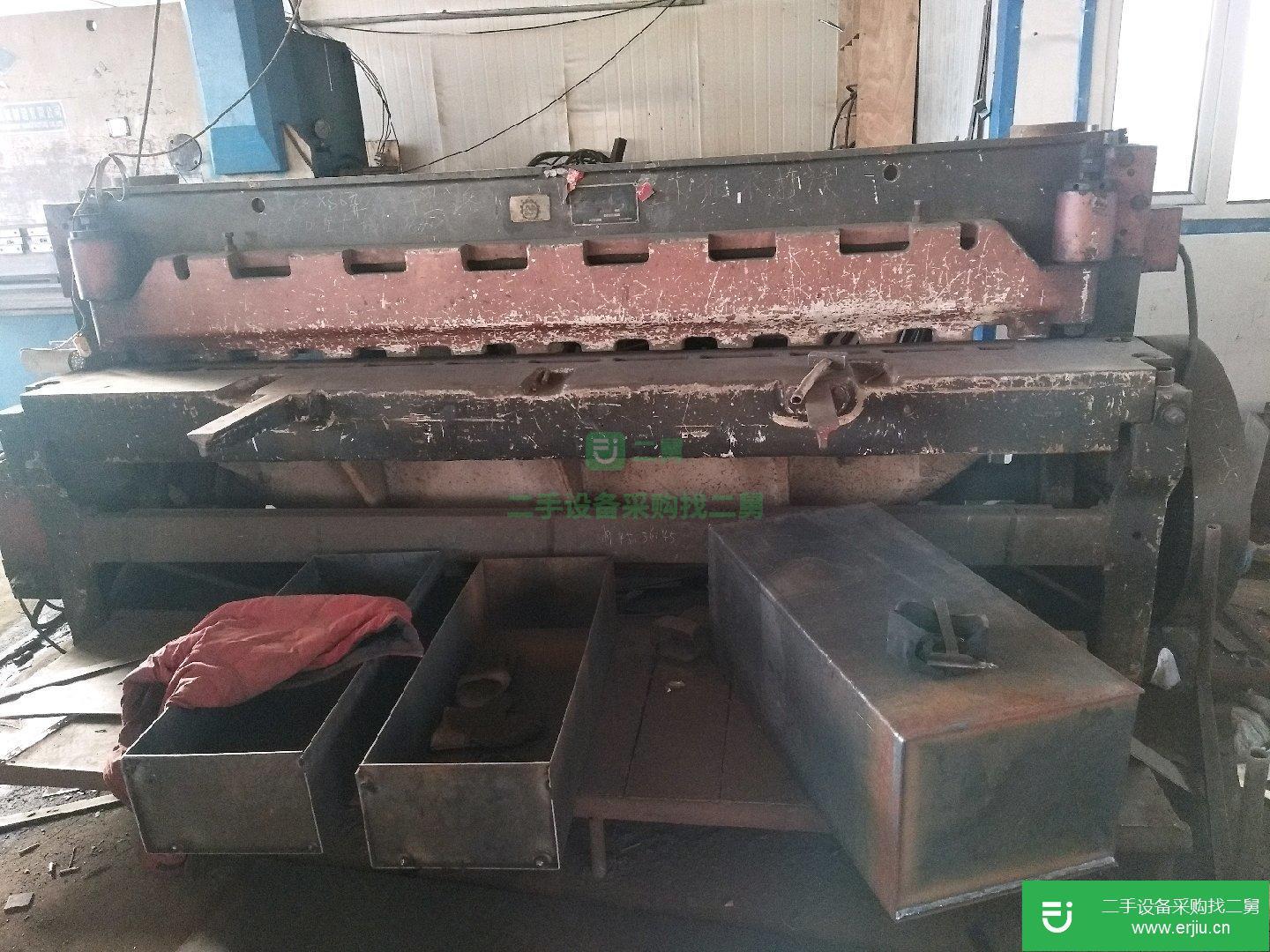 出售機械剪板機沒翻過刀，液壓折彎機100噸的非常好用