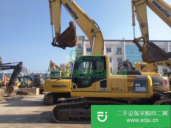 轉(zhuǎn)讓進(jìn)口挖掘機(jī) 二手小松PC200-8新款中型挖掘機(jī)220