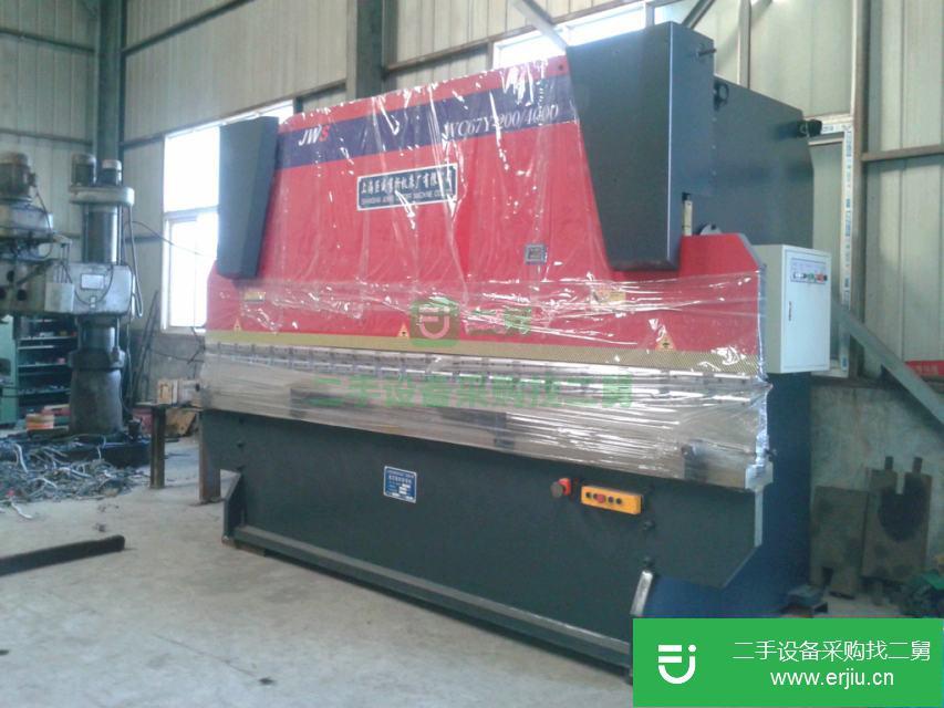 低價出售巨威200噸x4米折彎機