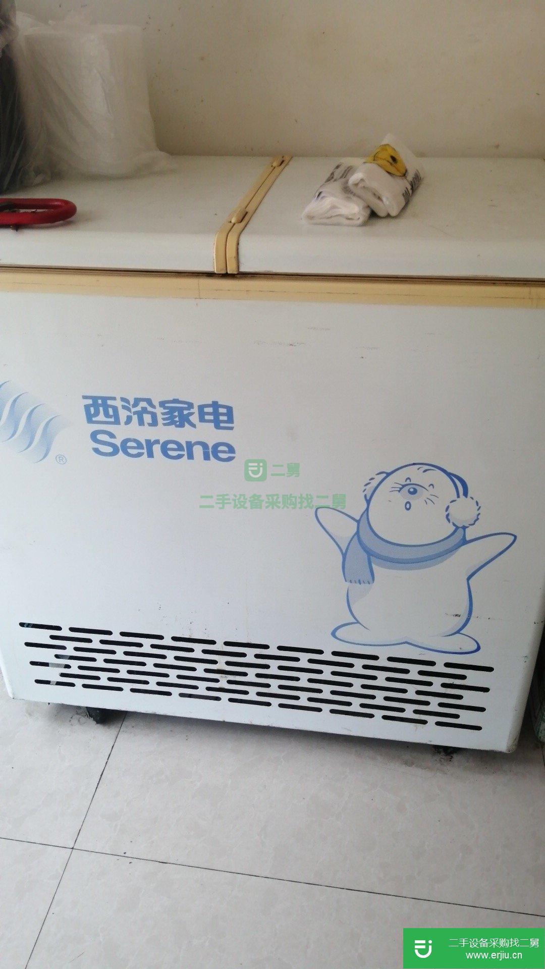 出售二手九成新的蒸飯鍋，烤肉機(jī)，冰柜