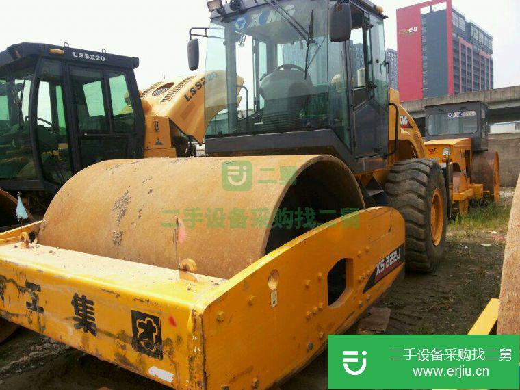 個人出售二手壓路機//22噸26噸振動轉(zhuǎn)讓
