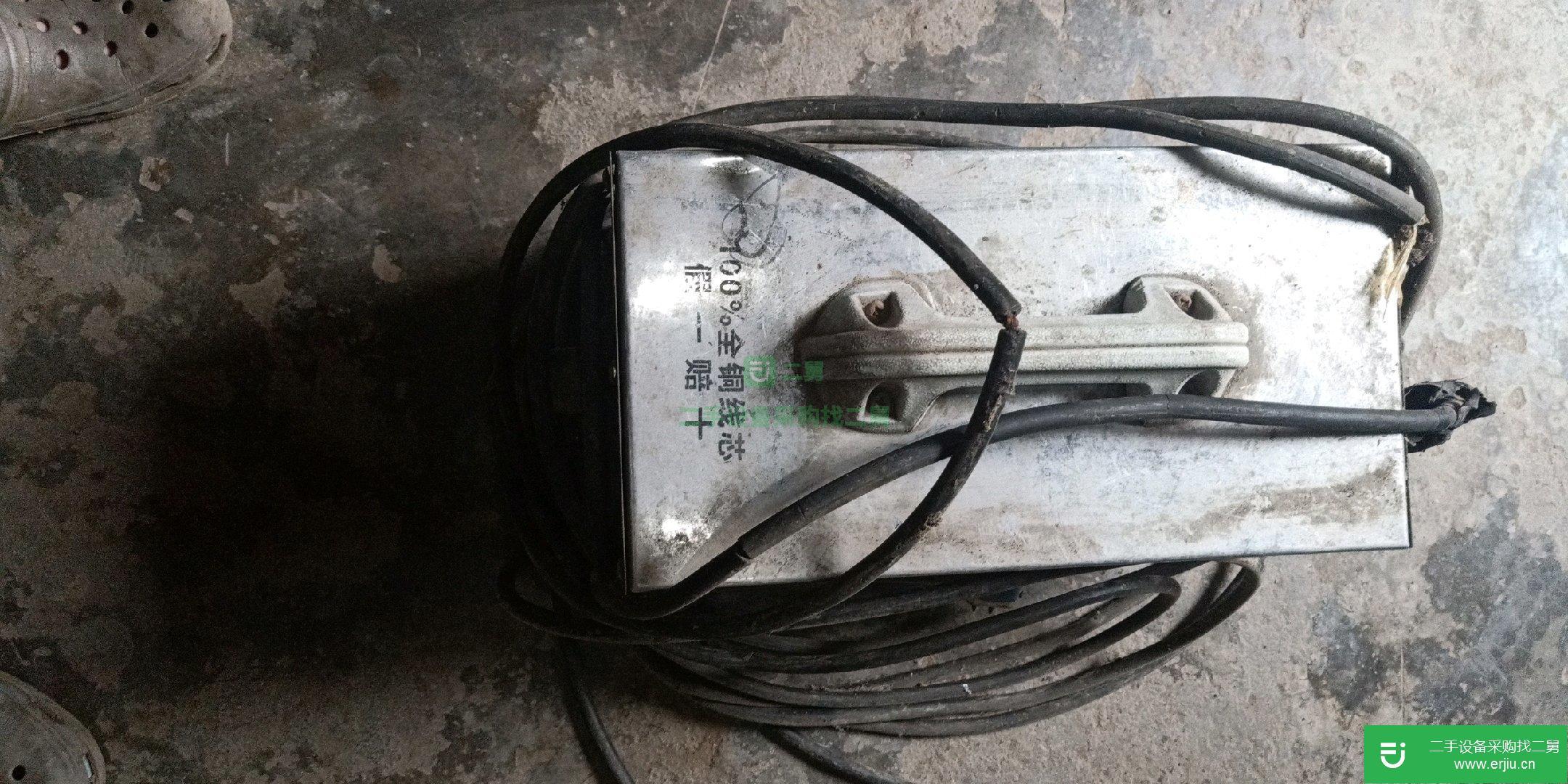 低價出售全銅機(jī)芯電焊機(jī)
