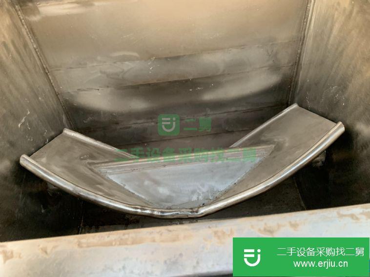 轉(zhuǎn)讓:諸城市科盛食品機(jī)械有限公司的25升真空和面機(jī)