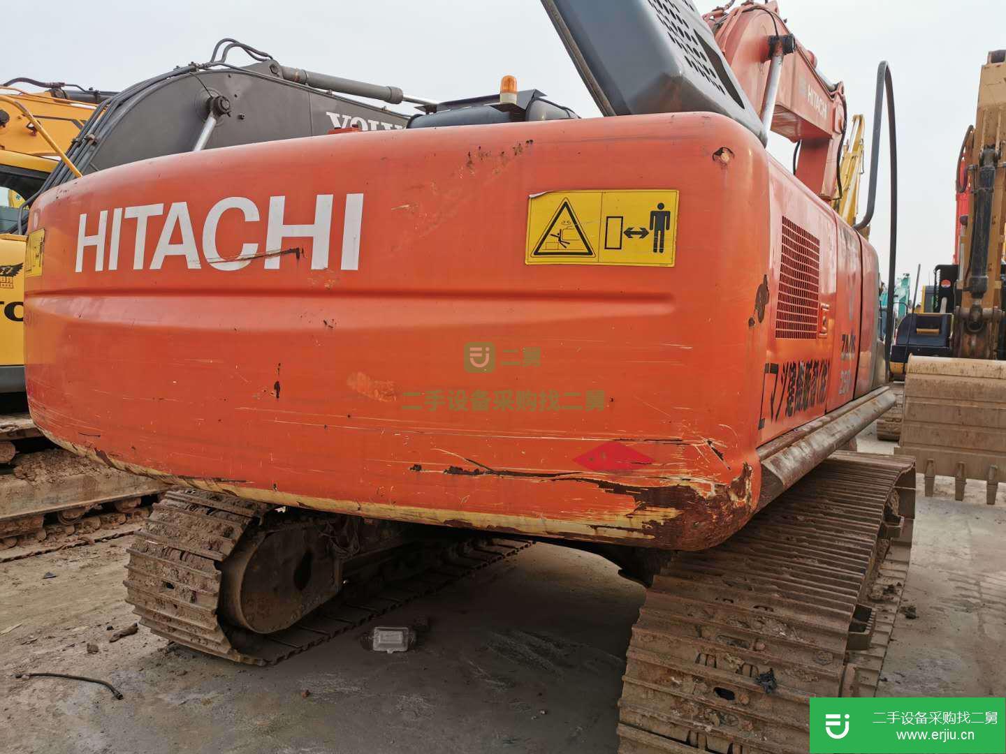 低價出售日立 ZX250LC-3G 挖掘機 (純土方車)