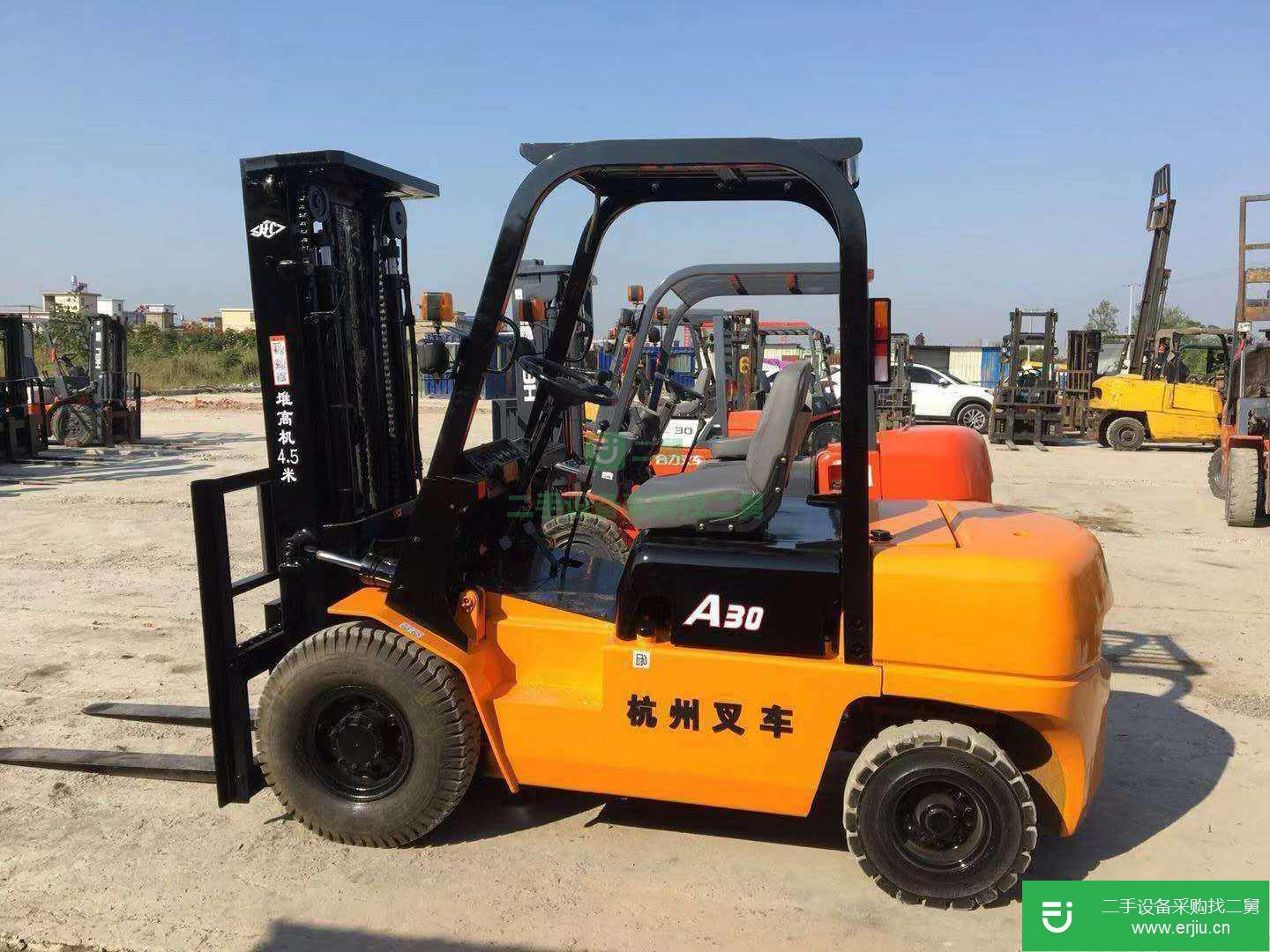 九成新二手叉車杭叉合力叉車低價出售 本公司出售幾臺叉車 (杭州叉車電瓶叉車)