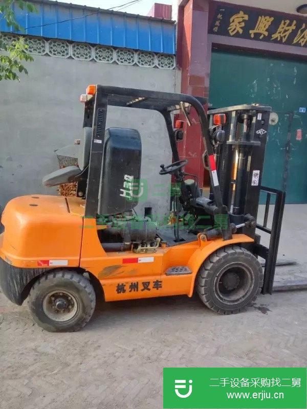 二手合力3噸柴油叉車，原版油漆3噸內(nèi)燃式叉車舉高4米 (3噸內(nèi)燃式最新款叉車)