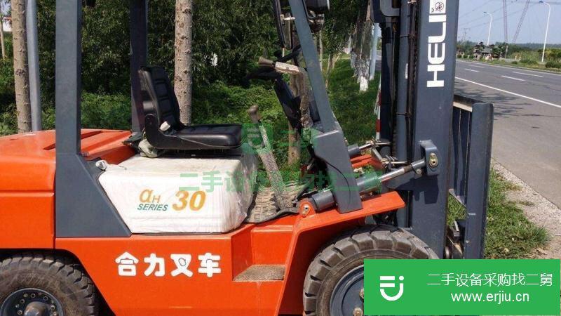 本地因政府規(guī)劃轉(zhuǎn)讓幾臺合力二手叉車，正規(guī)一手車源