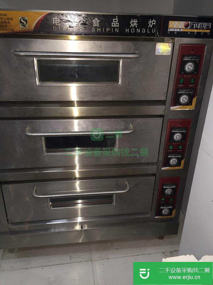 出售二手的九成新的三層烤爐，電壓380V