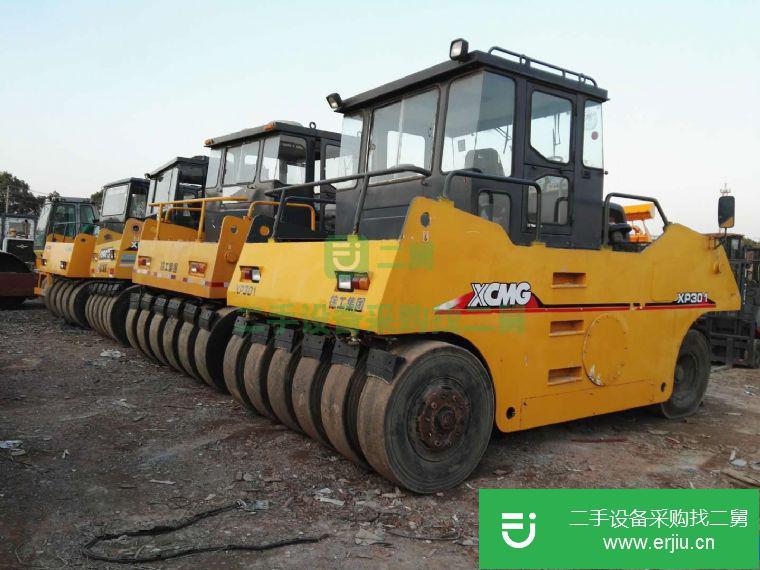 轉讓:二手徐工26噸膠輪壓路機，徐工22噸振動壓路機個人急轉