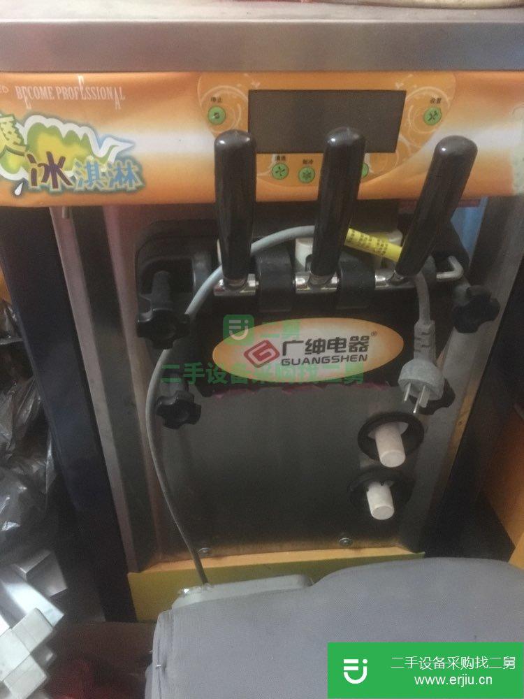 成意轉(zhuǎn)讓奶茶設(shè)備，全新買(mǎi)的使用3個(gè)月