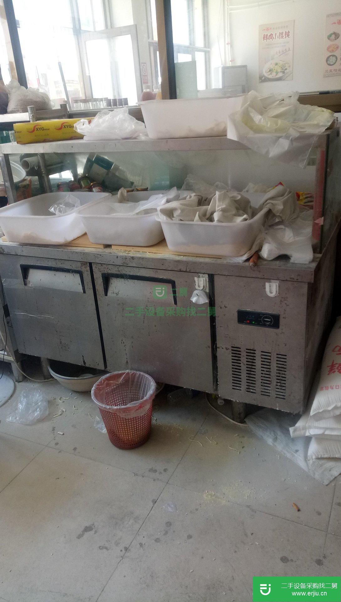 雙開門不銹鋼帶操作臺冷藏柜