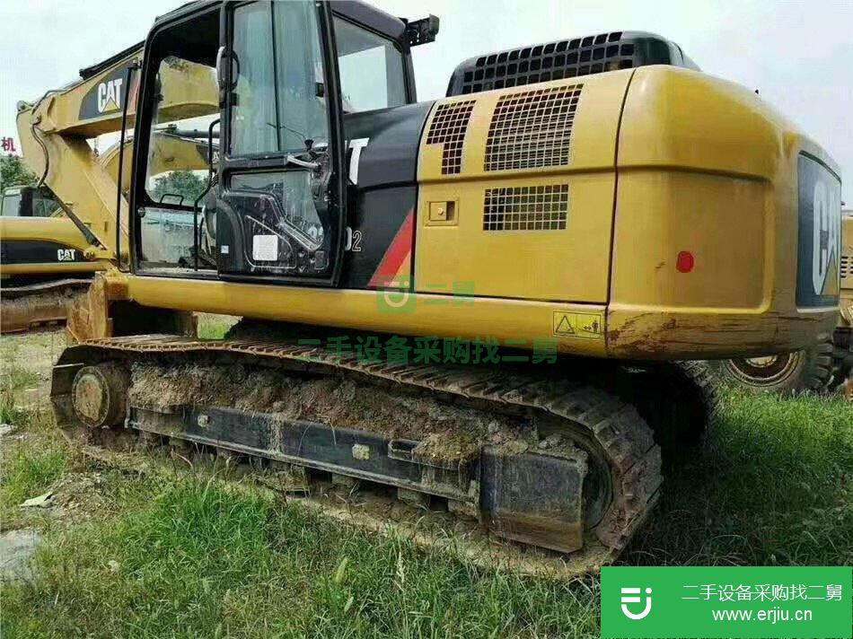 低價出售卡特彼勒 320D2 挖掘機，九成新
