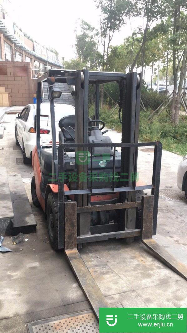 低價出售轉讓小松2.5叉車