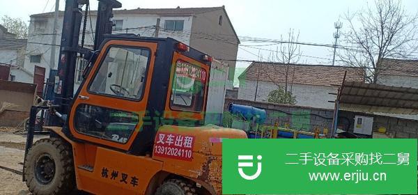 轉(zhuǎn)讓8成新杭叉叉車R 45一輛。