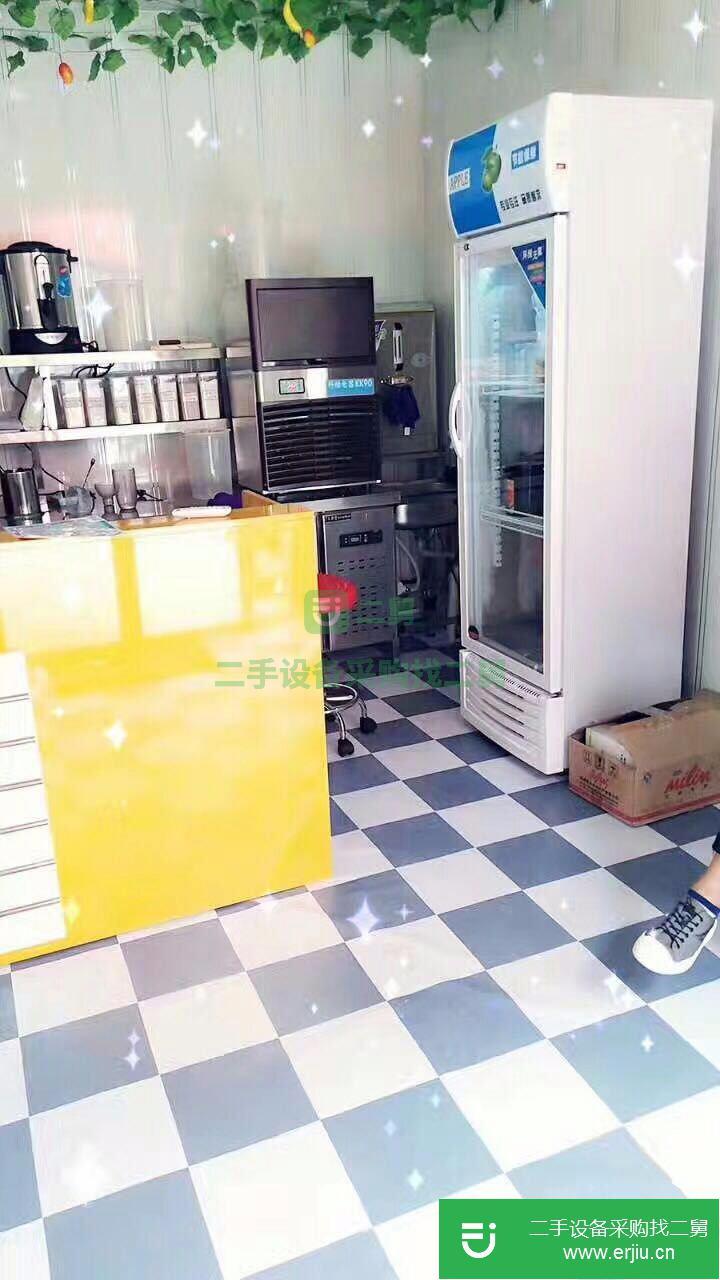 冷飲店整店設(shè)備整體出售，冰淇淋機(jī)冰柜制冰機(jī)
