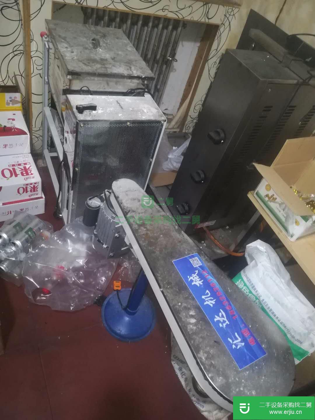 出售二手的和面機、漏面機、烤肉機