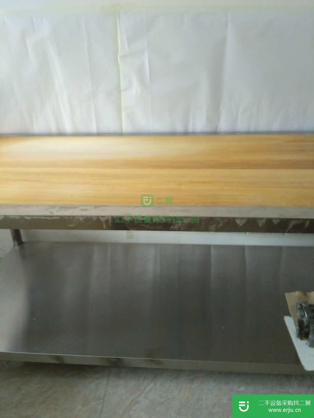 九成新 壓面機 和面機 木頭大案，出售