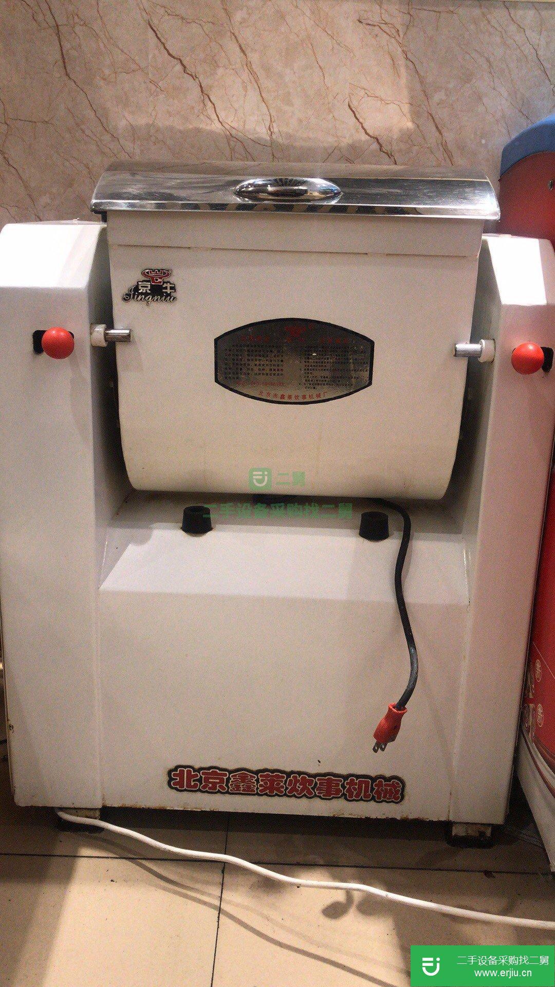 出售二手的和面機幾乎全新的和面機