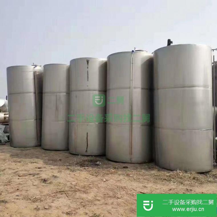 轉(zhuǎn)讓二手的10-100方不銹鋼儲(chǔ)罐