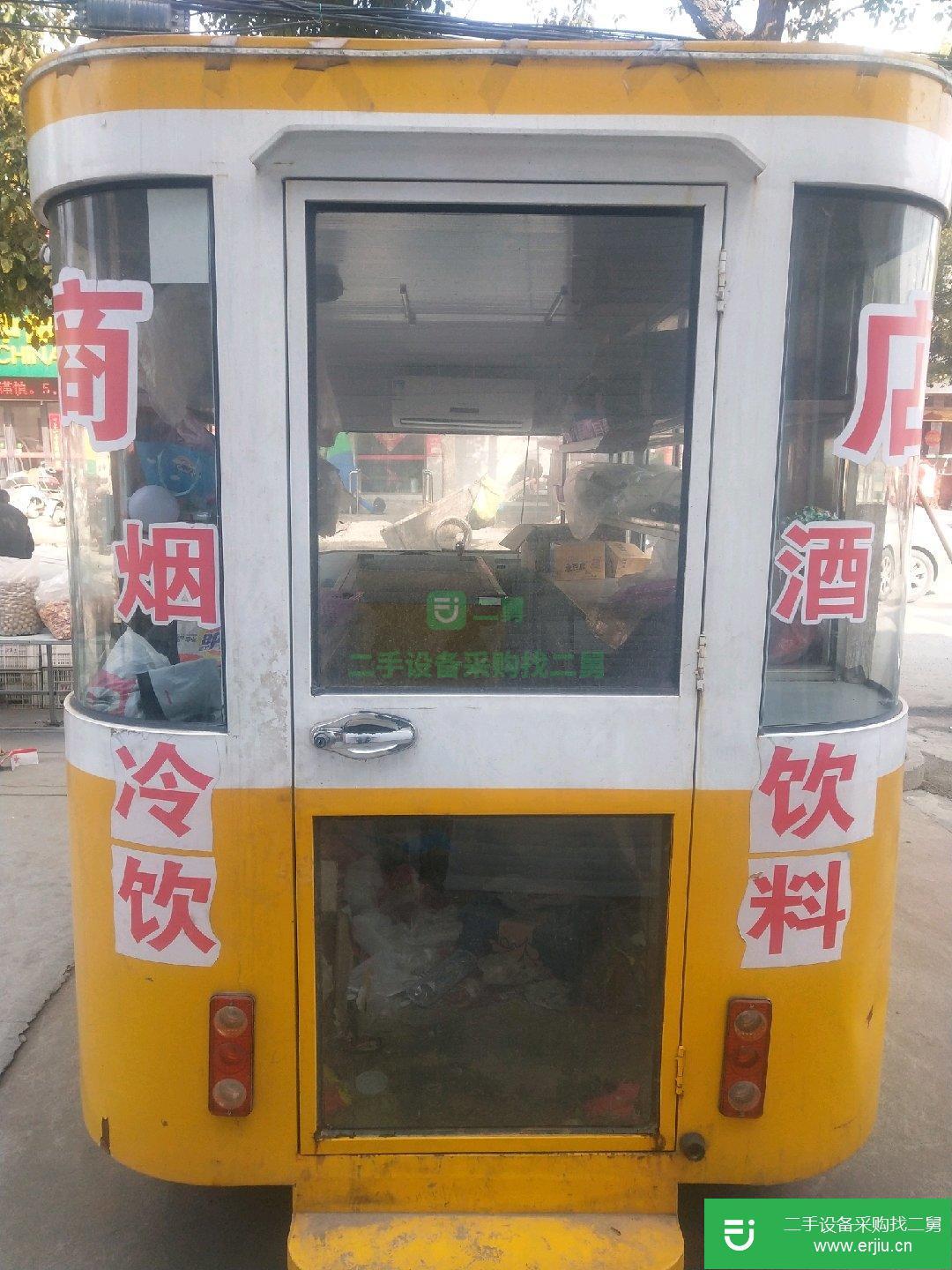 二手的四輪電動小吃車出售