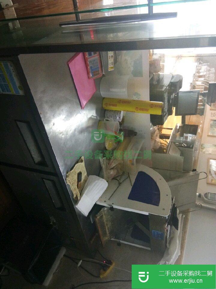 面包店帶設備低價轉讓