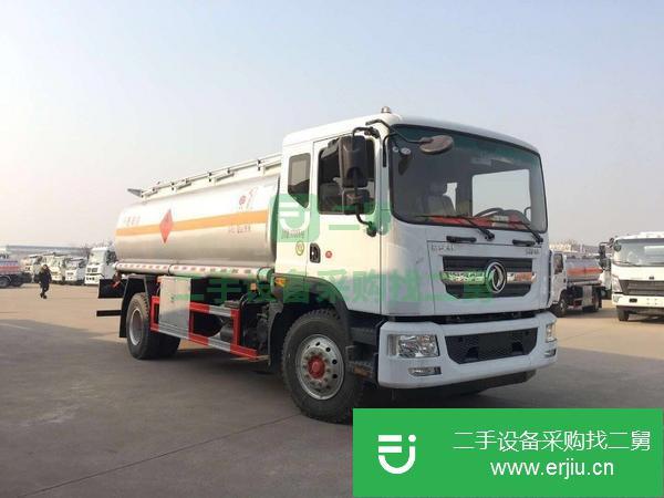 二手的5噸油罐車出售
