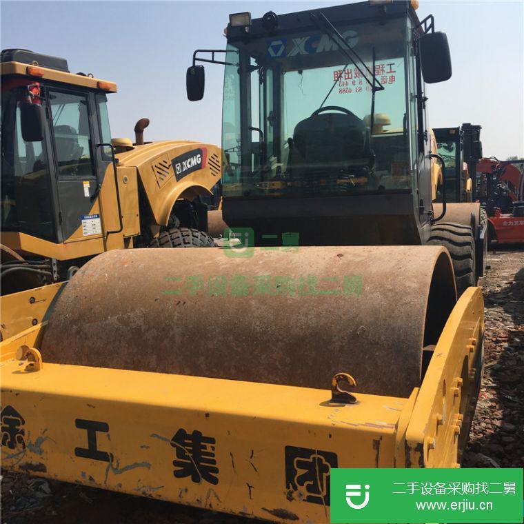 轉(zhuǎn)讓:原裝標配二手徐工22噸壓路機