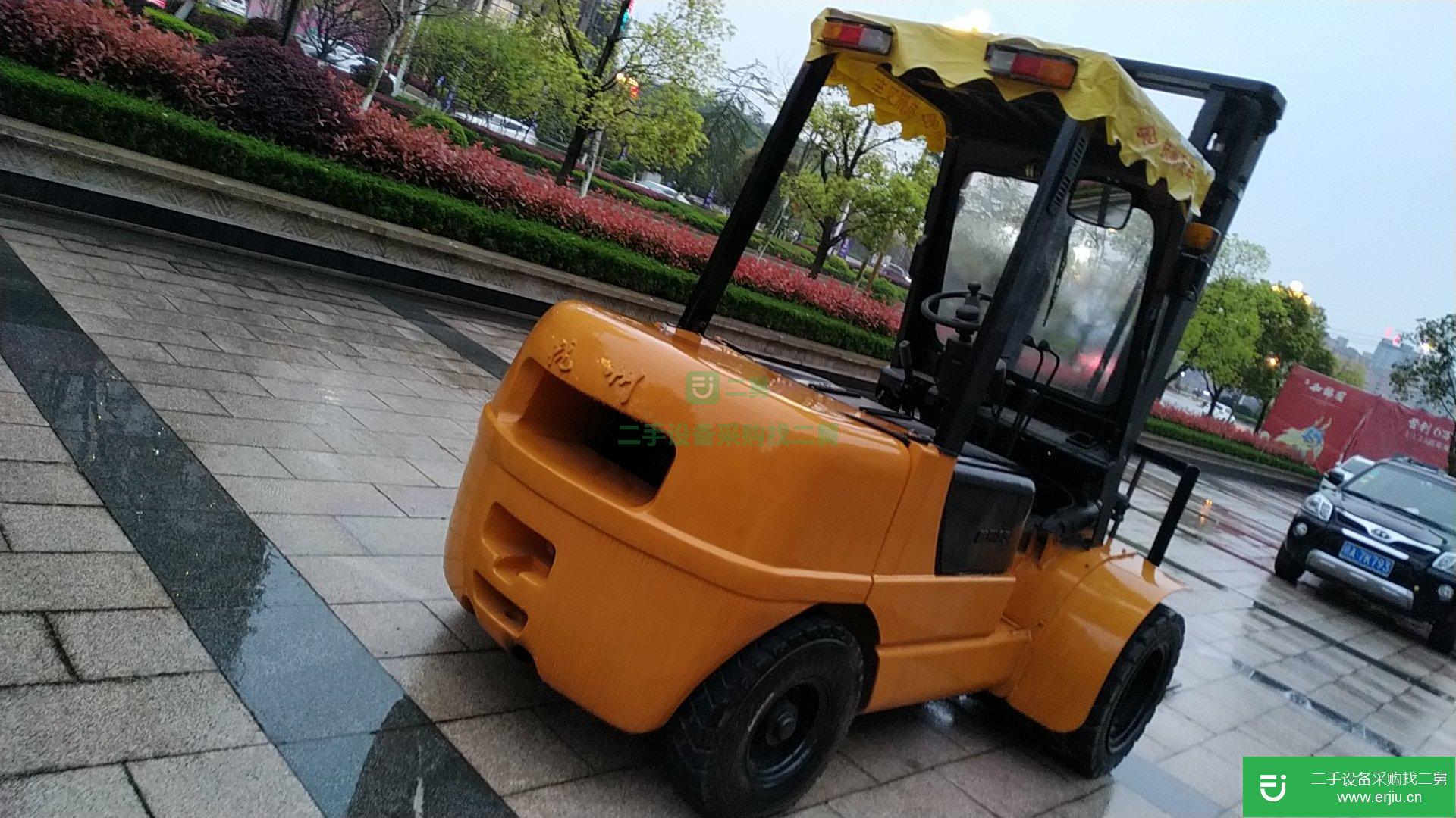 低價出售轉讓九成新杭州叉車