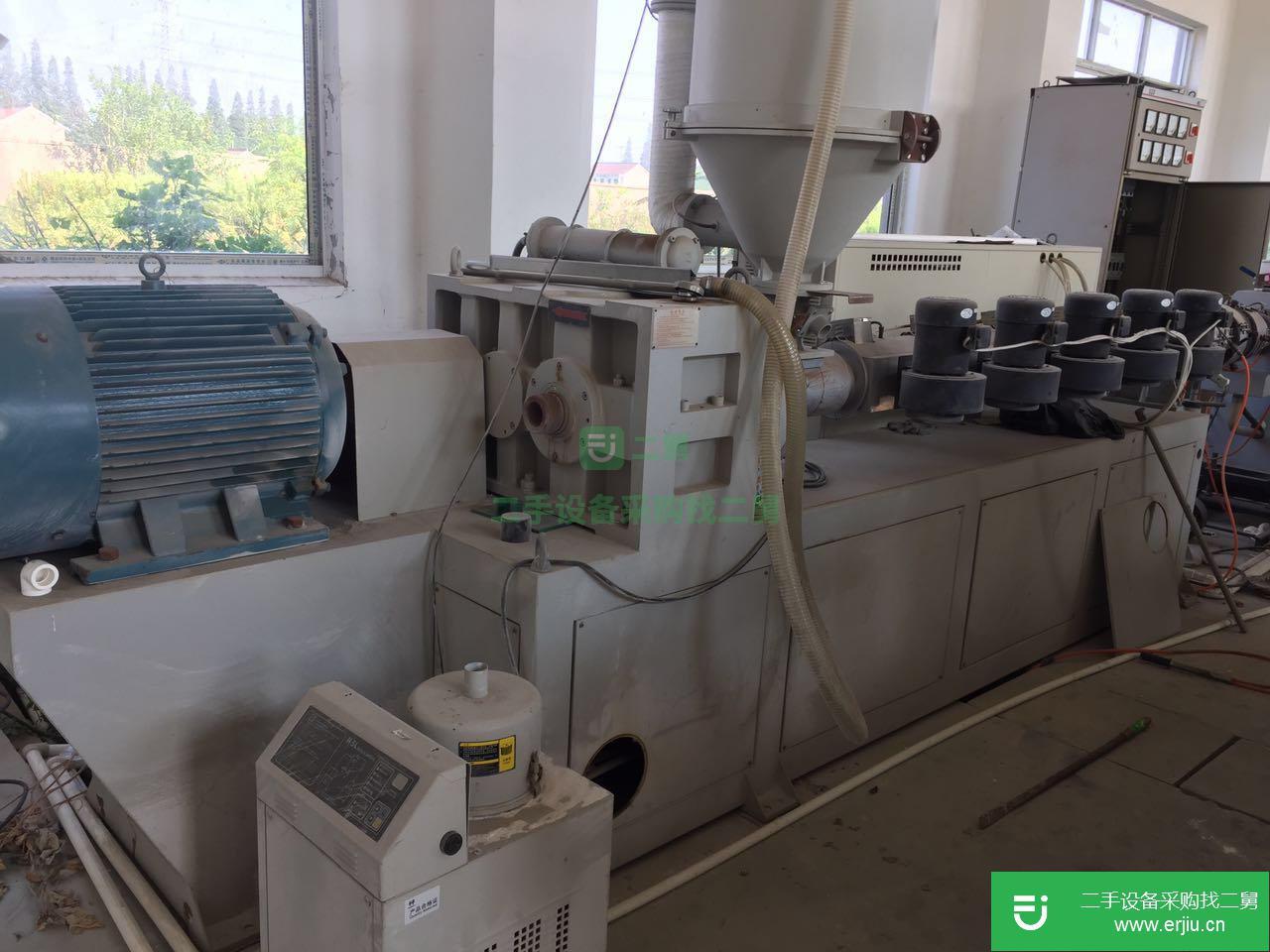 塑料擠出機2臺出售