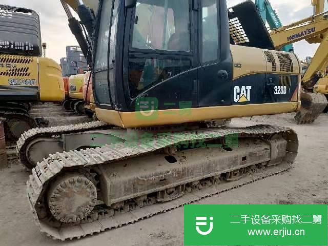 卡特彼勒 323D2 L 挖掘機 (真車實表二手挖掘機)