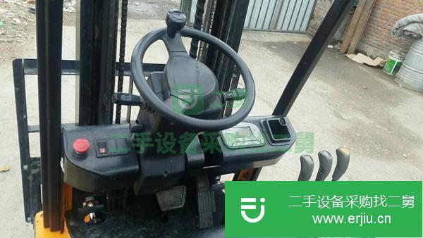 轉讓供應二杭州電動叉車