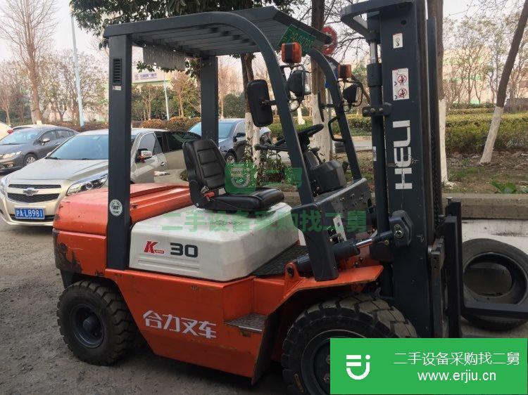 個人轉讓一臺3噸合力柴油叉車，新款3噸自動擋叉車原版油漆