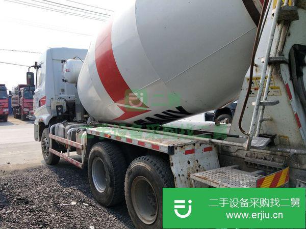 出售15年國(guó)四三一C8混泥土攪拌罐車(chē)