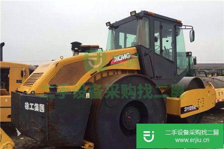 轉(zhuǎn)讓:南平低價賣二手22噸壓路機，舊徐工26噸壓路機